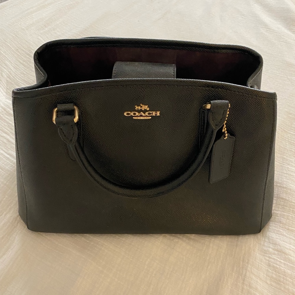 Black Coach Bag! Motivated to sell, send an offer!!
